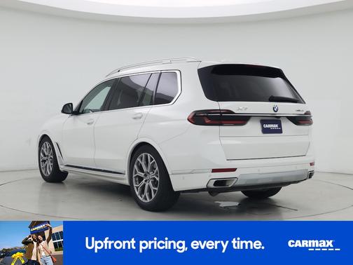 White 2024 BMW X7 xDrive40i