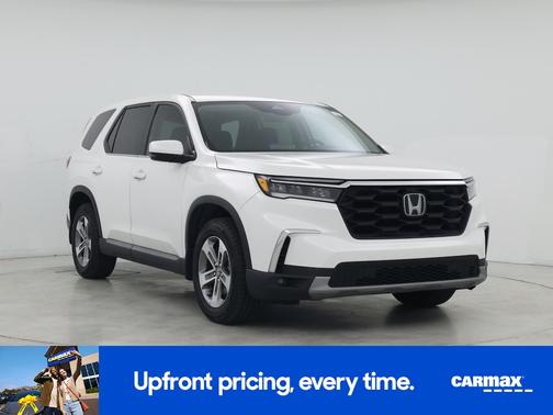 White 2023 Honda Pilot EX-L