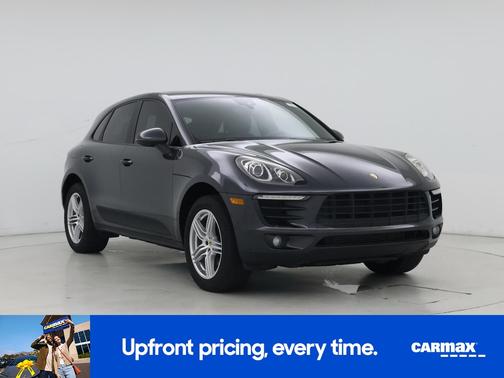 2018 Porsche Macan Base (PDK)