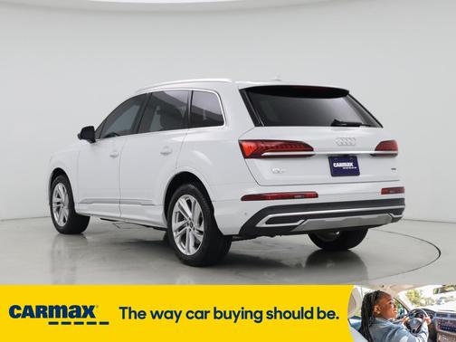 2023 Audi Q7 Premium Plus