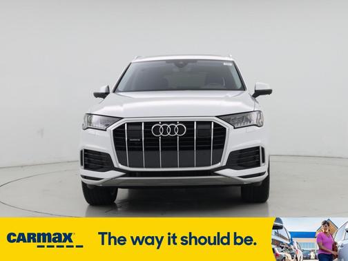 2023 Audi Q7 Premium Plus