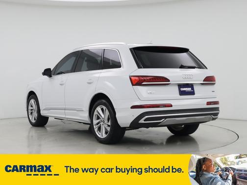 2023 Audi Q7 Premium Plus