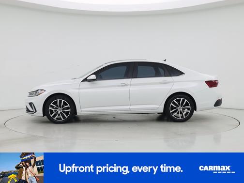 2025 Volkswagen Jetta SE