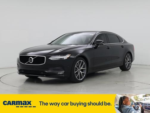 2018 Volvo S90 T5 Momentum