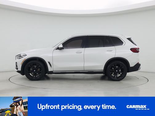 White 2023 BMW X5 sDrive40i