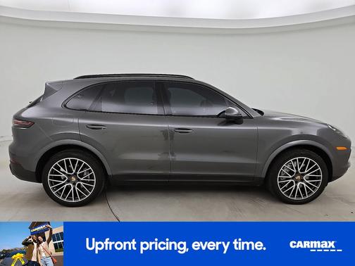 2022 Porsche Cayenne 