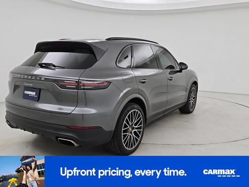 2022 Porsche Cayenne 