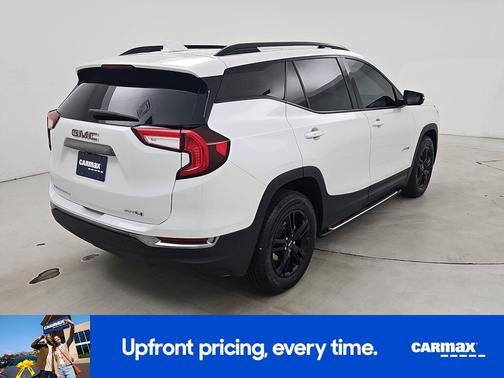 White 2022 GMC Terrain AT4