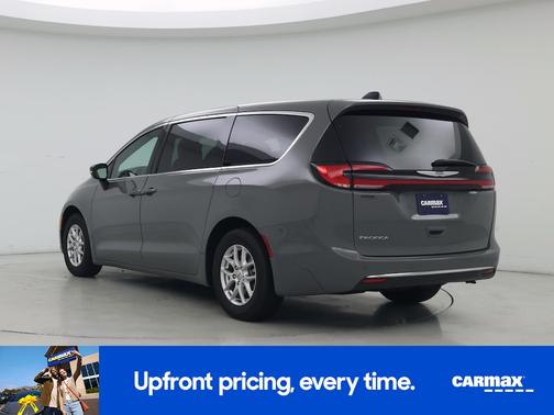 Gray 2025 Chrysler Pacifica Select