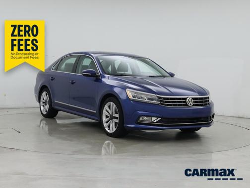 Blue 2017 Volkswagen Passat SE