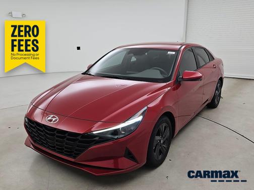 Red 2022 Hyundai ELANTRA SEL