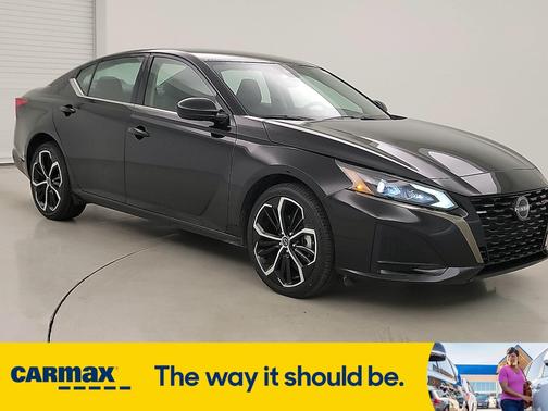 2024 Nissan Altima SR