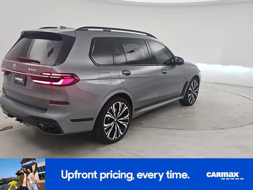 Gray 2023 BMW X7 M60