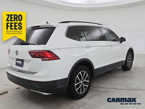 White 2019 Volkswagen Tiguan SE