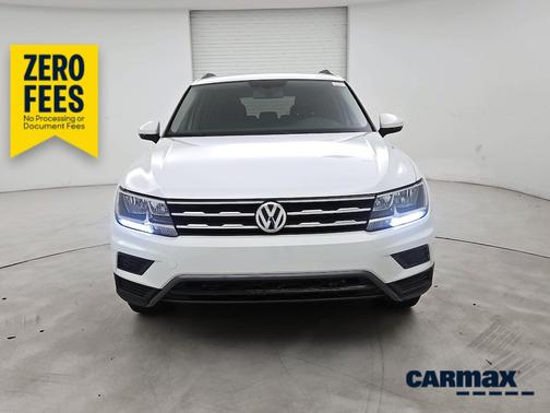 White 2019 Volkswagen Tiguan SE