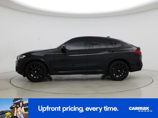 Black 2022 BMW X4 XDrive30i