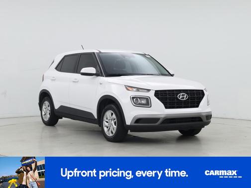 2023 Hyundai VENUE SE