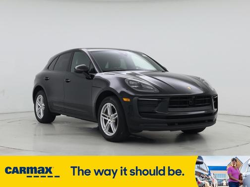 2023 Porsche Macan T