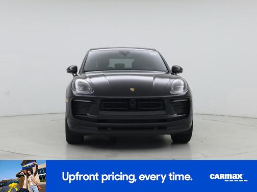 2023 Porsche Macan T