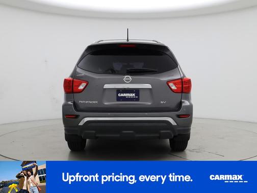 2017 Nissan Pathfinder SV