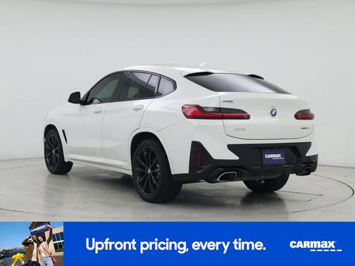White 2022 BMW X4 XDrive30i