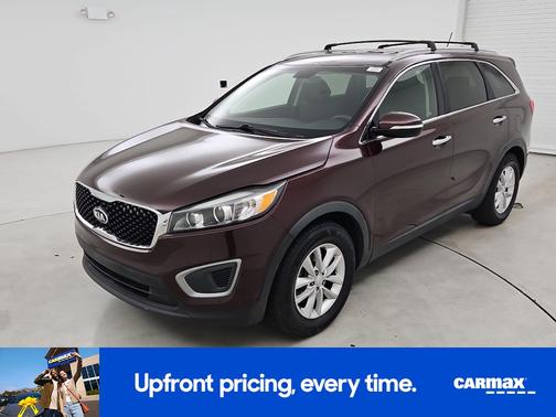 Burgundy 2016 Kia Sorento LX