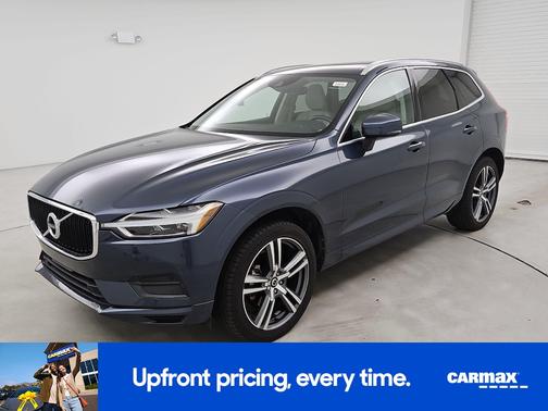 Blue 2020 Volvo XC60 T5 Momentum