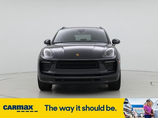 2022 Porsche Macan