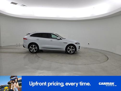 2018 Jaguar F-PACE R-Sport