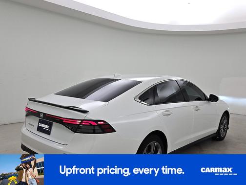 White 2024 Honda Accord EX