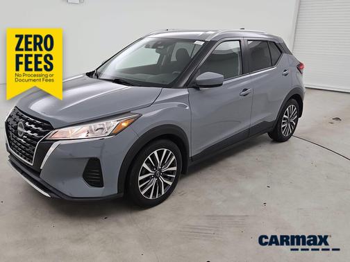 Gray 2022 Nissan Kicks SV