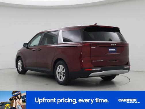 2022 Kia Carnival LX