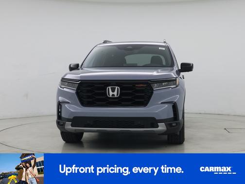 Gray 2025 Honda Pilot Trailsport