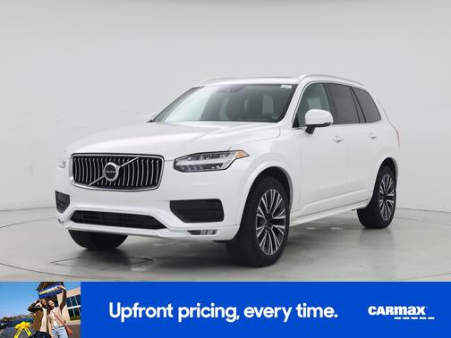White 2022 Volvo XC90 T6 Momentum