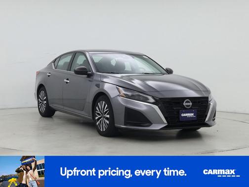 2024 Nissan Altima SV