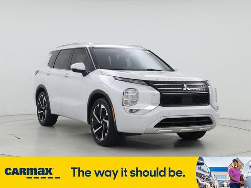 2023 Mitsubishi Outlander SEL