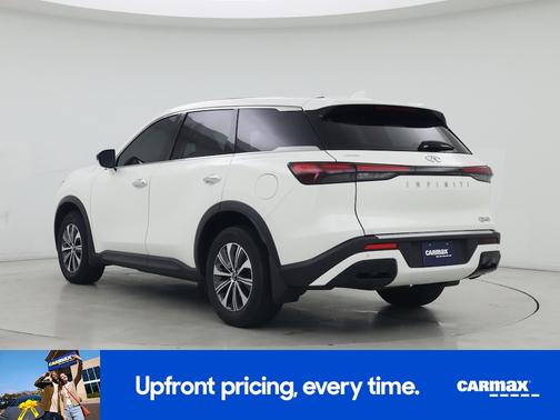 White 2023 INFINITI QX60 Pure