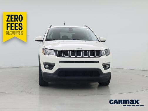 White 2018 Jeep Compass Latitude