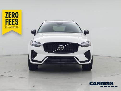 White 2024 Volvo XC60 Recharge Plug-In Hybrid T8 Ultimate Dark Theme