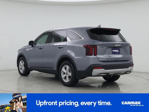 Silver 2025 Kia Sorento LX