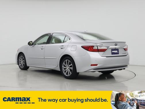 2016 Lexus ES 300h