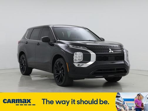 2023 Mitsubishi Outlander SE Black Edition