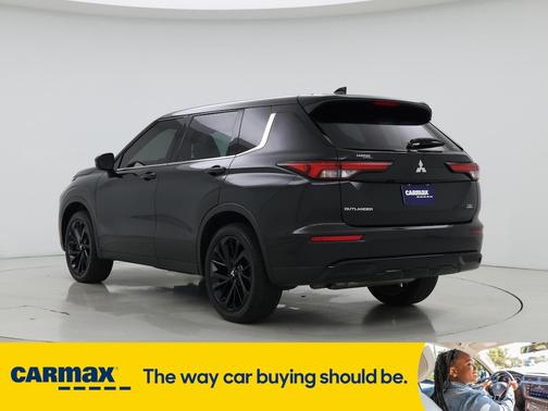 2023 Mitsubishi Outlander SE Black Edition