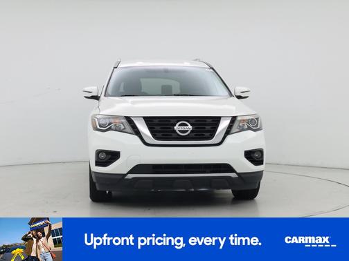 2018 Nissan Pathfinder SV