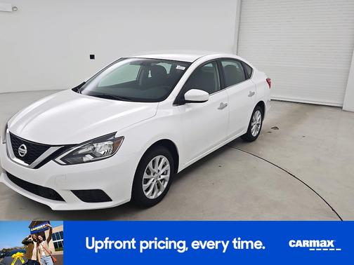 White 2019 Nissan Sentra SV