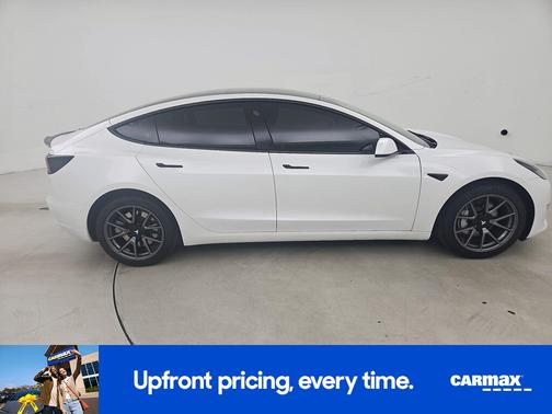 White 2023 Tesla Model 3