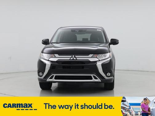 2020 Mitsubishi Outlander SE