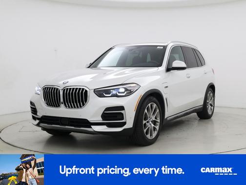 White 2022 BMW X5 PHEV XDrive45e