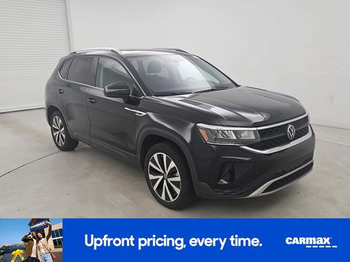 Black 2023 Volkswagen Taos SE