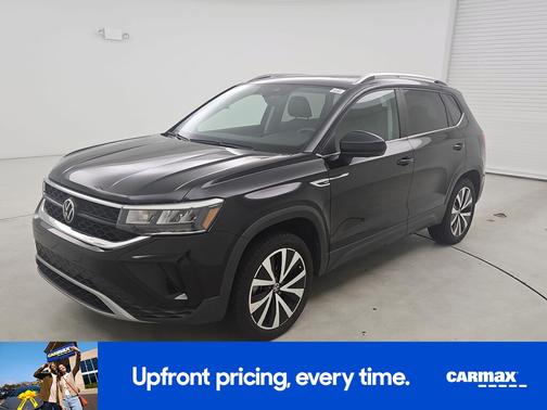 Black 2023 Volkswagen Taos SE